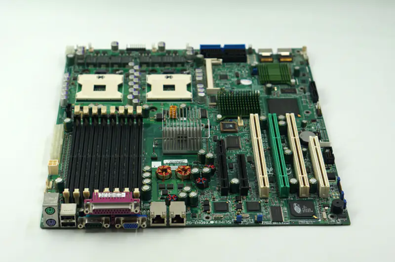 SuperMicro X6DH3-G2 Placa base de servidor SAS de 8 puertos RAID dúplex 604