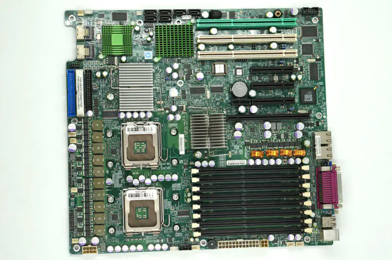 Placa base Supermicro X7DB3