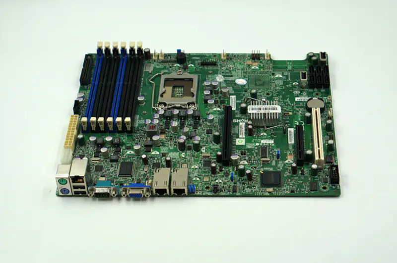 SuperMicro X8SIE-F LGA1156 Placa base de servidor simple Chipset S3420 6 ranuras de memoria LAN Gigabit dual