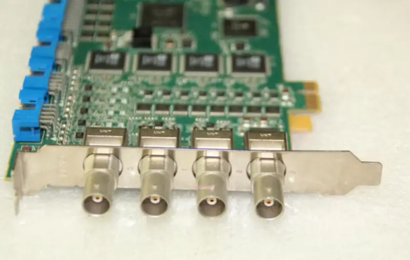Tarjeta de captura de imágenes Matrox Morphis Y7281-00 MOR4VDE