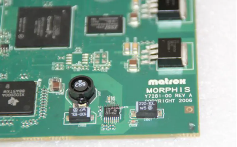 Tarjeta de captura de imágenes Matrox Morphis Y7281-00 MOR4VDE