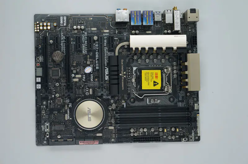 Placa base Asus Z97-Deluxe Z97 LGA1150 ATX