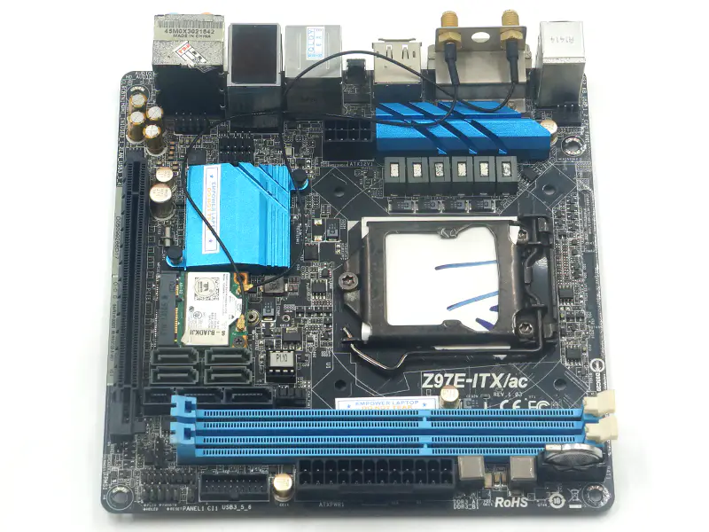 Asrock Z97E-ITX/AC Placa base Z97 LGA1150 mini-ITX