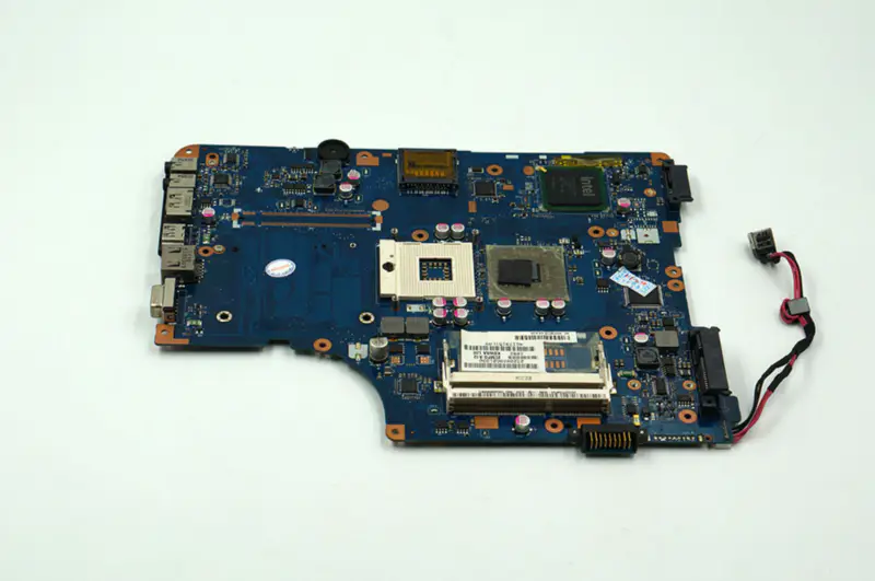 Placa base Toshiba L500 L550 L555 LA-4982P GM45 PGA-989